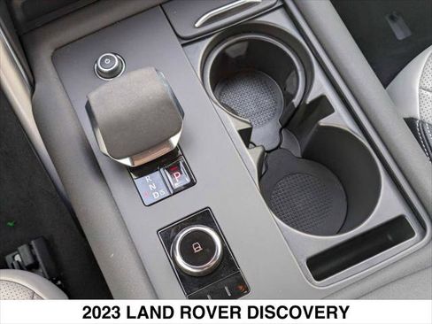 Used 2023 Land Rover Discovery HSE R-Dynamic image 23
