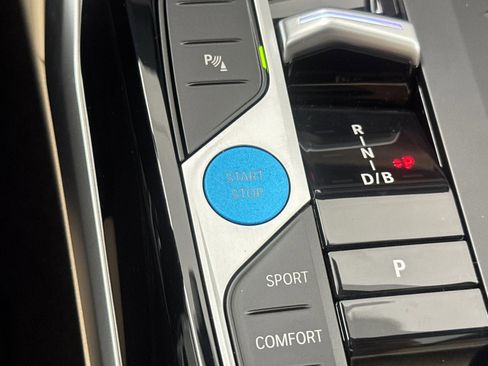 Certified 2024 BMW i4 eDrive35 w/ Premium Package RWD image 32