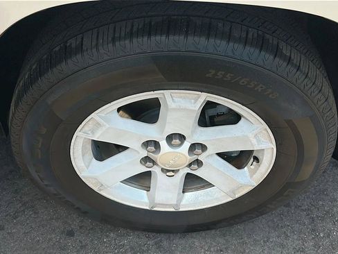 Used 2014 GMC Acadia SLE FWD image 15