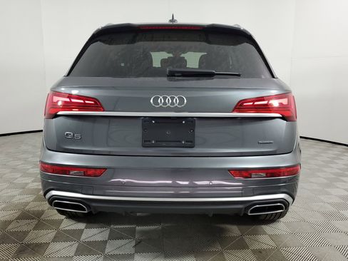 Certified 2023 Audi Q5 2.0T Premium w/ Convenience Package image 9