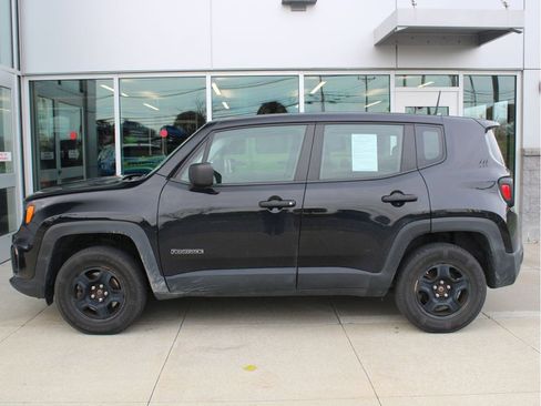 Used 2019 Jeep Renegade Sport image 6