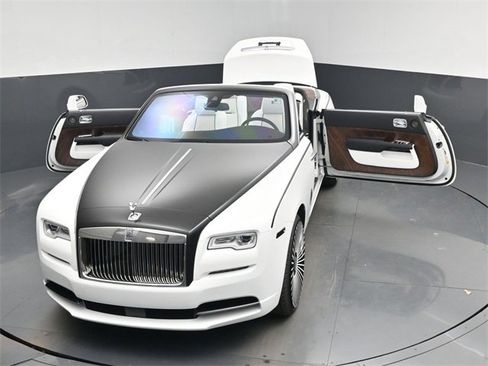 Used 2016 Rolls-Royce Dawn image 75
