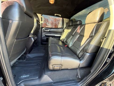 Used 2014 Toyota Tundra SR5 w/ SR5 Upgrade Package image 9