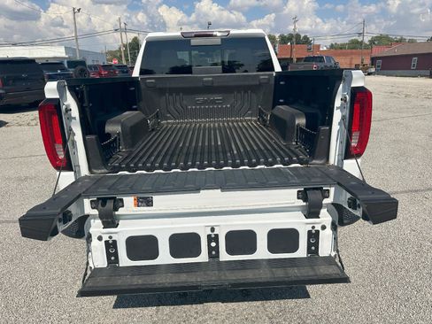 Used 2019 GMC Sierra 1500 SLT w/ SLT Premium Package image 6