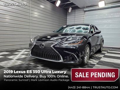 Used 2019 Lexus ES 350 Ultra Luxury w/ Accessory Package 2