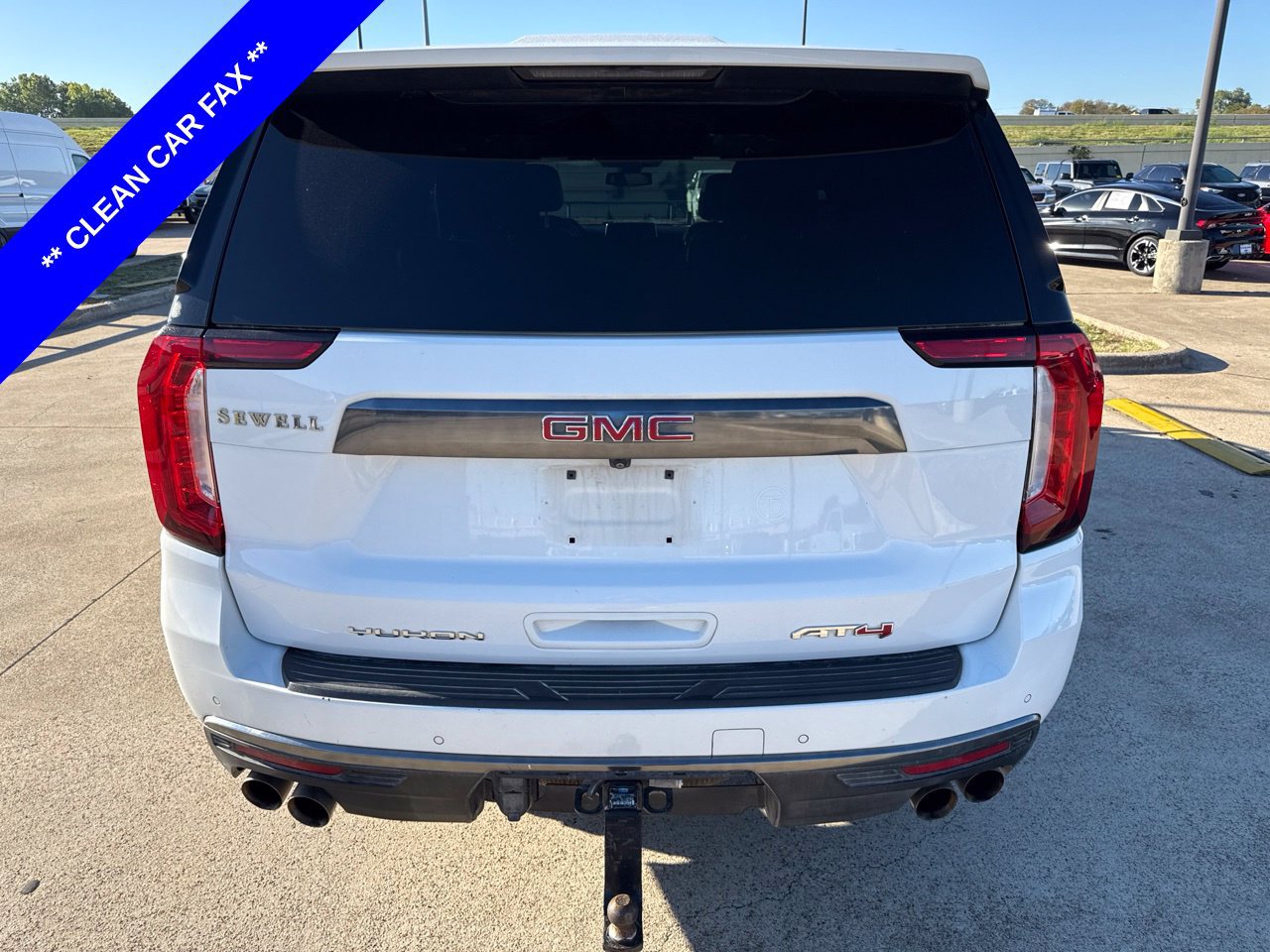 Used 2022 GMC Yukon XL AT4 w/ Max Trailering Package AWD/4WD image 9