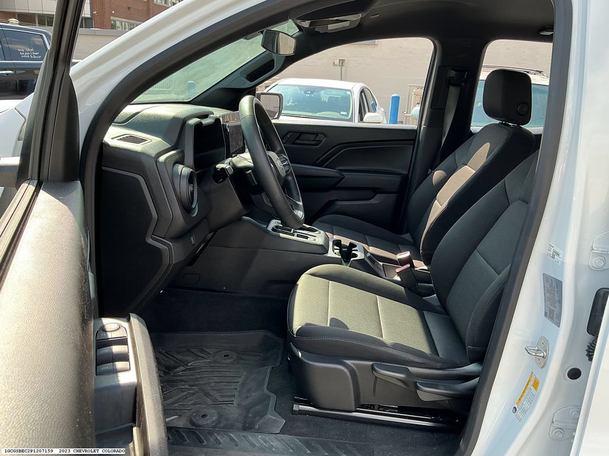 Used 2023 Chevrolet Colorado W/T w/ LPO, Pro Essentials Package RWD image 8