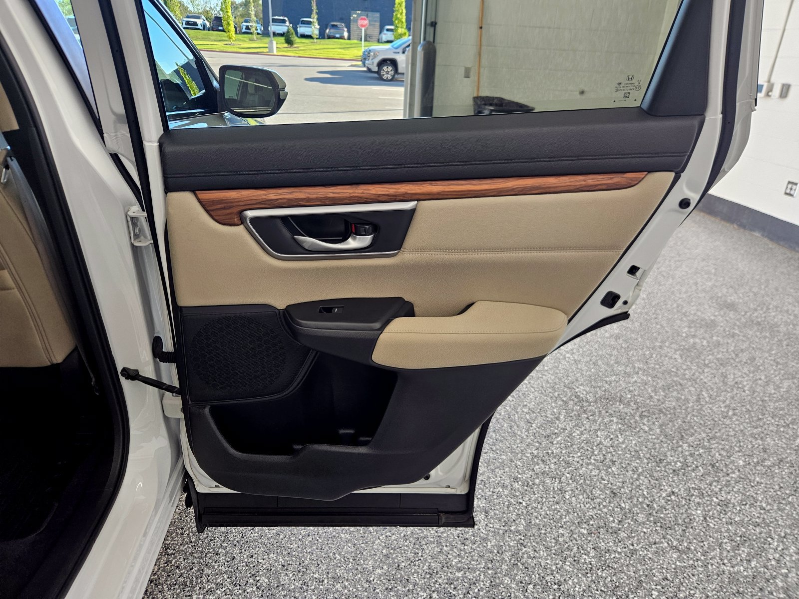 Used 2020 Honda CR-V EX image 38