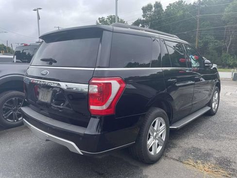 Used 2019 Ford Expedition XLT w/ Equipment Group 202A RWD image 6