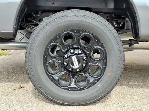New 2026 Ford F350 XLT w/ XLT Premium Package AWD/4WD image 10