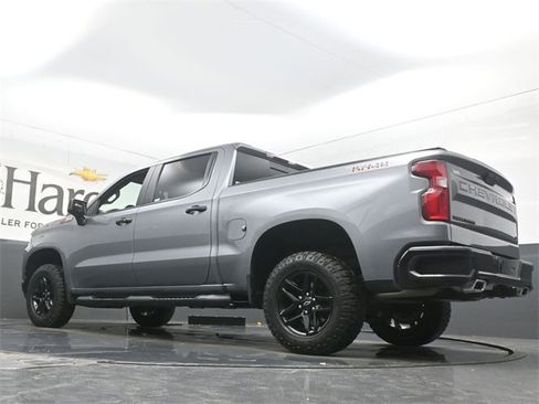 Used 2021 Chevrolet Silverado 1500 LT Trail Boss w/ Convenience Package II image 5