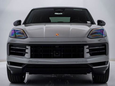 New 2026 Porsche Cayenne Coupe image 6