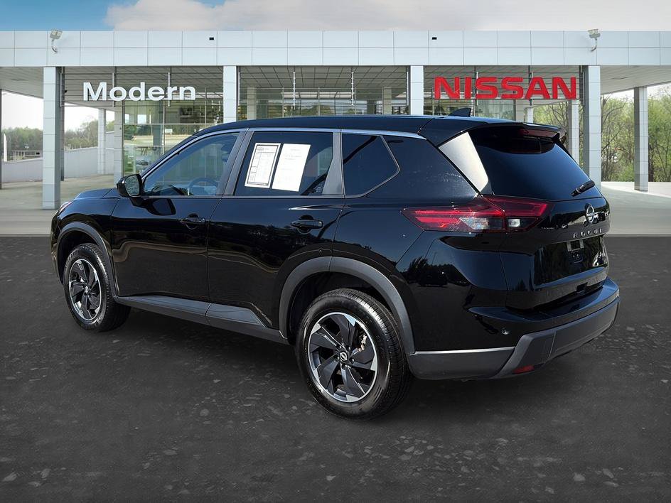 Certified 2025 Nissan Rogue SV AWD/4WD image 3