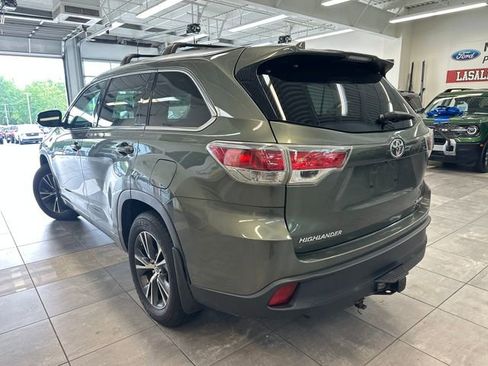Used 2016 Toyota Highlander XLE AWD/4WD image 13