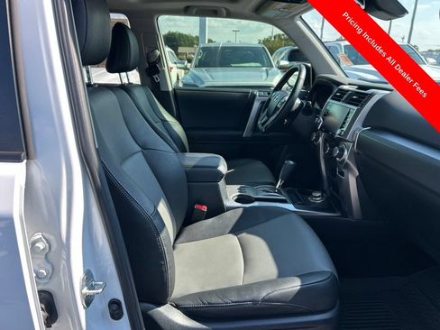 Used 2024 Toyota 4Runner SR5 Premium w/ Moonroof Package AWD/4WD image 25