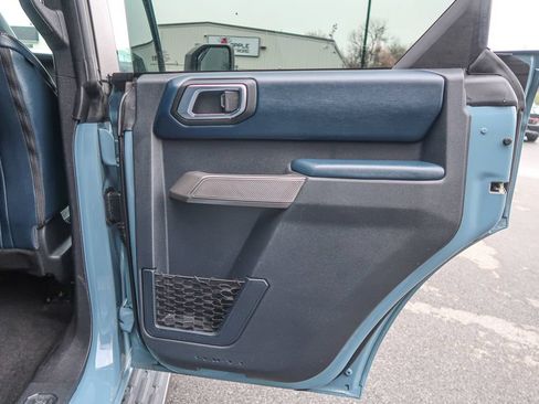 Used 2023 Ford Bronco Outer Banks AWD/4WD image 16