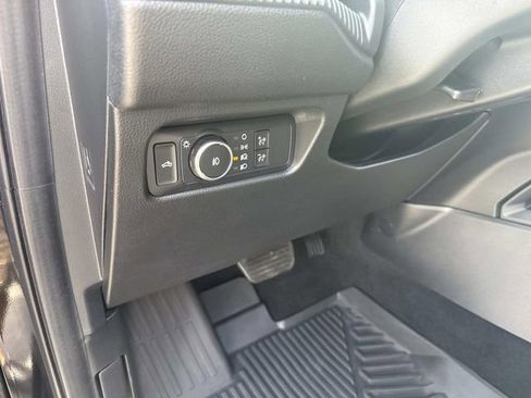 Used 2025 Ford Ranger XLT w/ Equipment Group 301A High AWD/4WD image 18