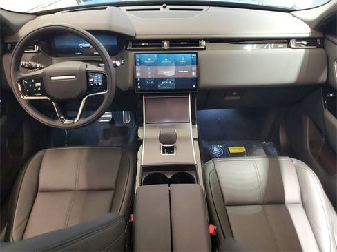 New 2026 Land Rover Range Rover Velar Dynamic SE image 12