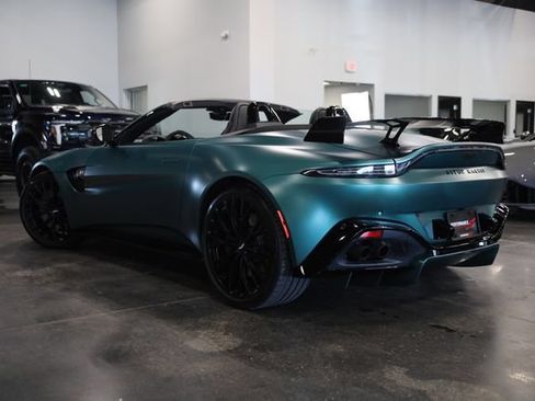 Used 2023 Aston Martin V8 Vantage Roadster RWD image 5
