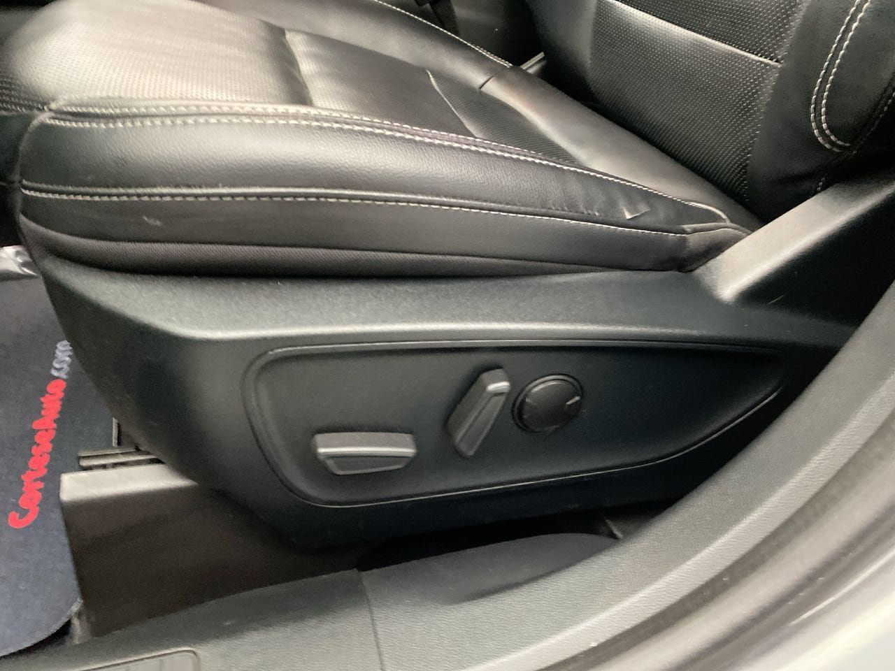 Used 2021 Ford Escape SEL w/ Equipment Group 302A AWD/4WD image 13