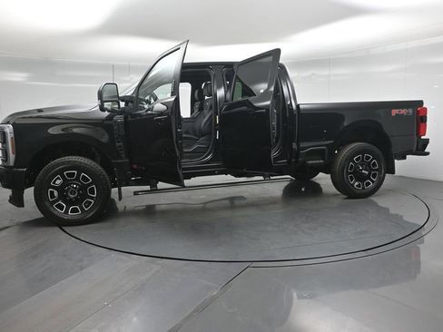 New 2026 Ford F250 Platinum image 33