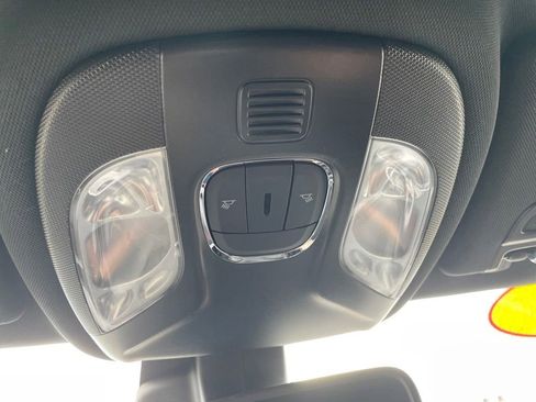 Used 2024 Jeep Compass Trailhawk w/ Trailhawk Convenience Group image 19