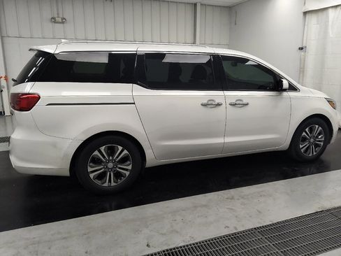 Used 2019 Kia Sedona SX FWD image 10