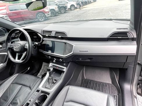 Used 2020 Audi Q3 2.0T Premium Plus w/ Premium Plus Package AWD/4WD image 9
