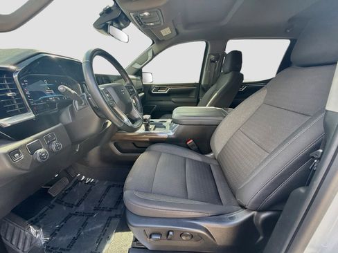 Used 2025 Chevrolet Silverado 1500 RST RWD image 16