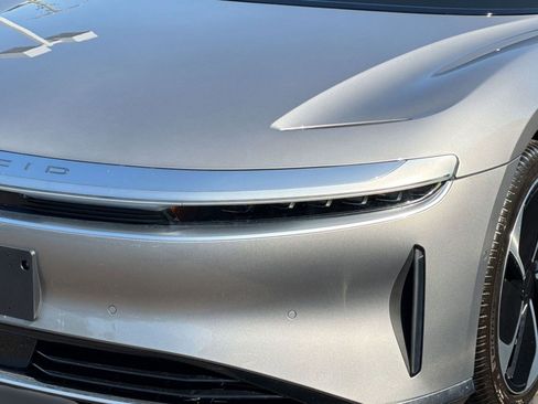 Used 2024 Lucid Air Touring AWD/4WD image 11