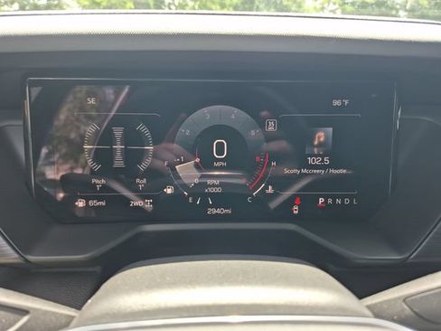 Certified 2026 GMC Acadia AT4 w/ Luxury Package AWD/4WD image 14