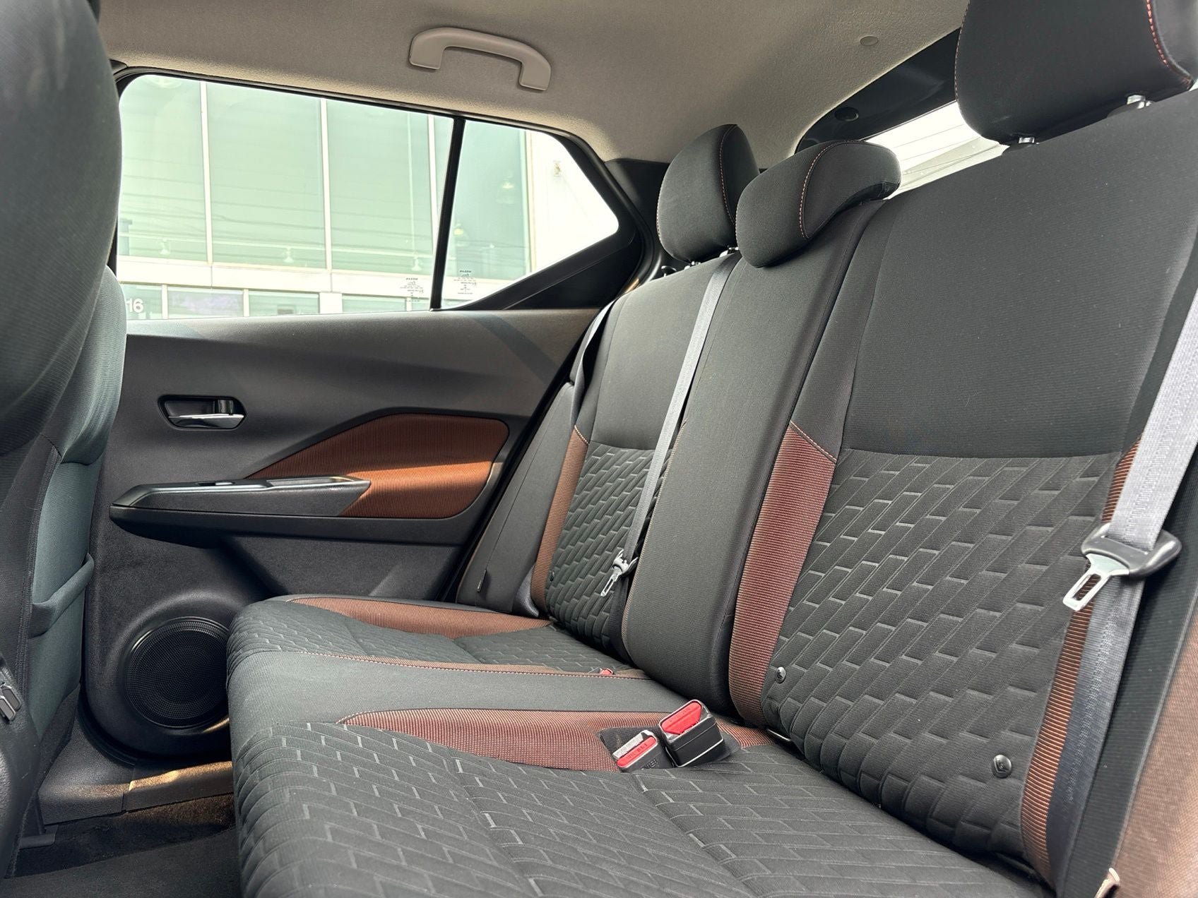 Used 2021 Nissan Kicks SR w/ Exterior Package FWD image 8