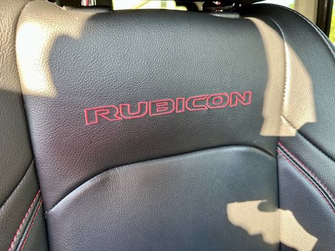 Used 2020 Jeep Wrangler Unlimited Rubicon AWD/4WD image 18