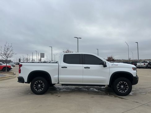 Used 2025 Chevrolet Silverado 1500 ZR2 w/ Technology Package image 7