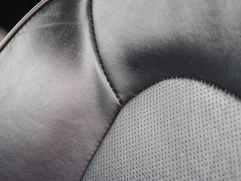 Used 2021 Nissan Armada SL w/ Captain's Chairs Package image 26