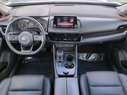 Certified 2023 Nissan Rogue SV w/ SV Premium Package image 15