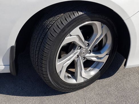 Used 2019 Honda Accord EX-L image 8