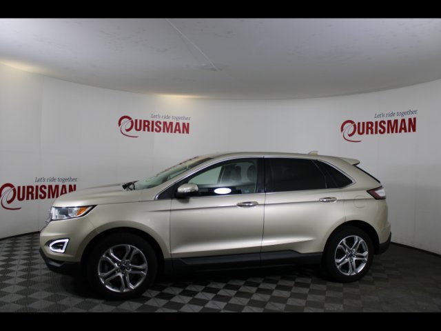 Used 2018 Ford Edge Titanium w/ Technology Package AWD/4WD image 3