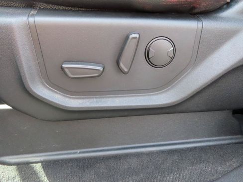 Used 2021 Ford F250 Lariat AWD/4WD image 20