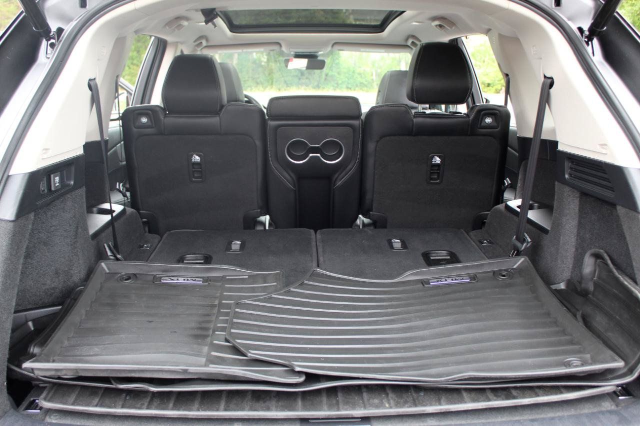 Used 2024 Acura MDX w/ Technology Package AWD/4WD image 16