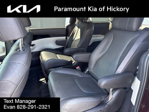 Used 2023 Kia Carnival SX Prestige FWD image 17