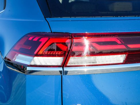 New 2026 Volkswagen Atlas Cross Sport SE AWD/4WD image 9