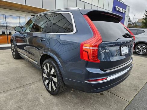 Certified 2023 Volvo XC90 T8 Ultimate w/ Protection Package Premier image 7