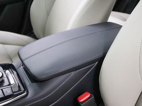 New 2025 MAZDA CX-30 AWD 2.5 S w/ Preferred Package image 40