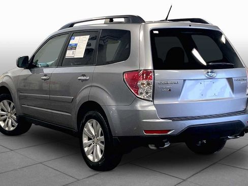 Used 2011 Subaru Forester 2.5X Premium w/ All-Weather Pkg AWD/4WD image 11