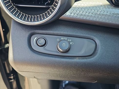 New 2026 Chevrolet Trax ACTIV w/ Driver Confidence Package FWD image 25