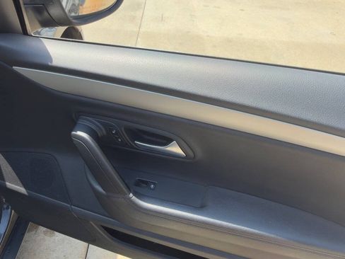 Used 2012 Volkswagen CC Sport FWD image 50