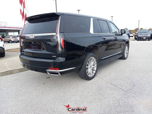 Used 2023 Cadillac Escalade ESV Premium Luxury image 6