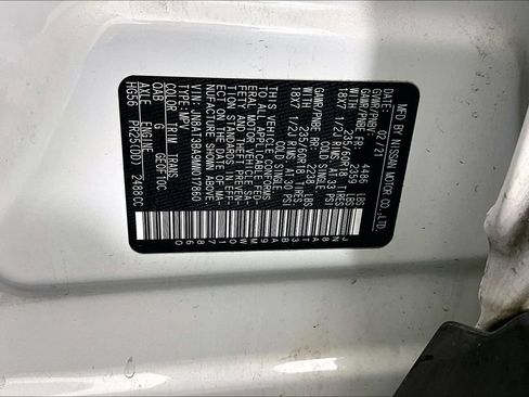 Used 2021 Nissan Rogue SV FWD image 4