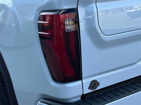 New 2026 GMC Sierra 2500 Denali w/ Denali Reserve Package image 10